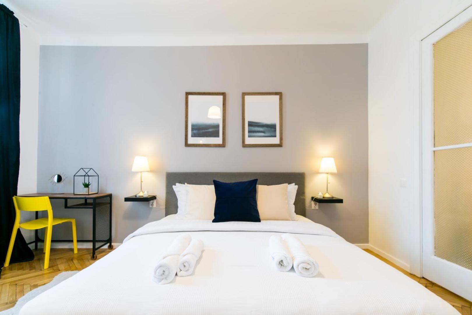 Heart Of The City - Cozy Apartments In Prime Location Bukares Ruang foto