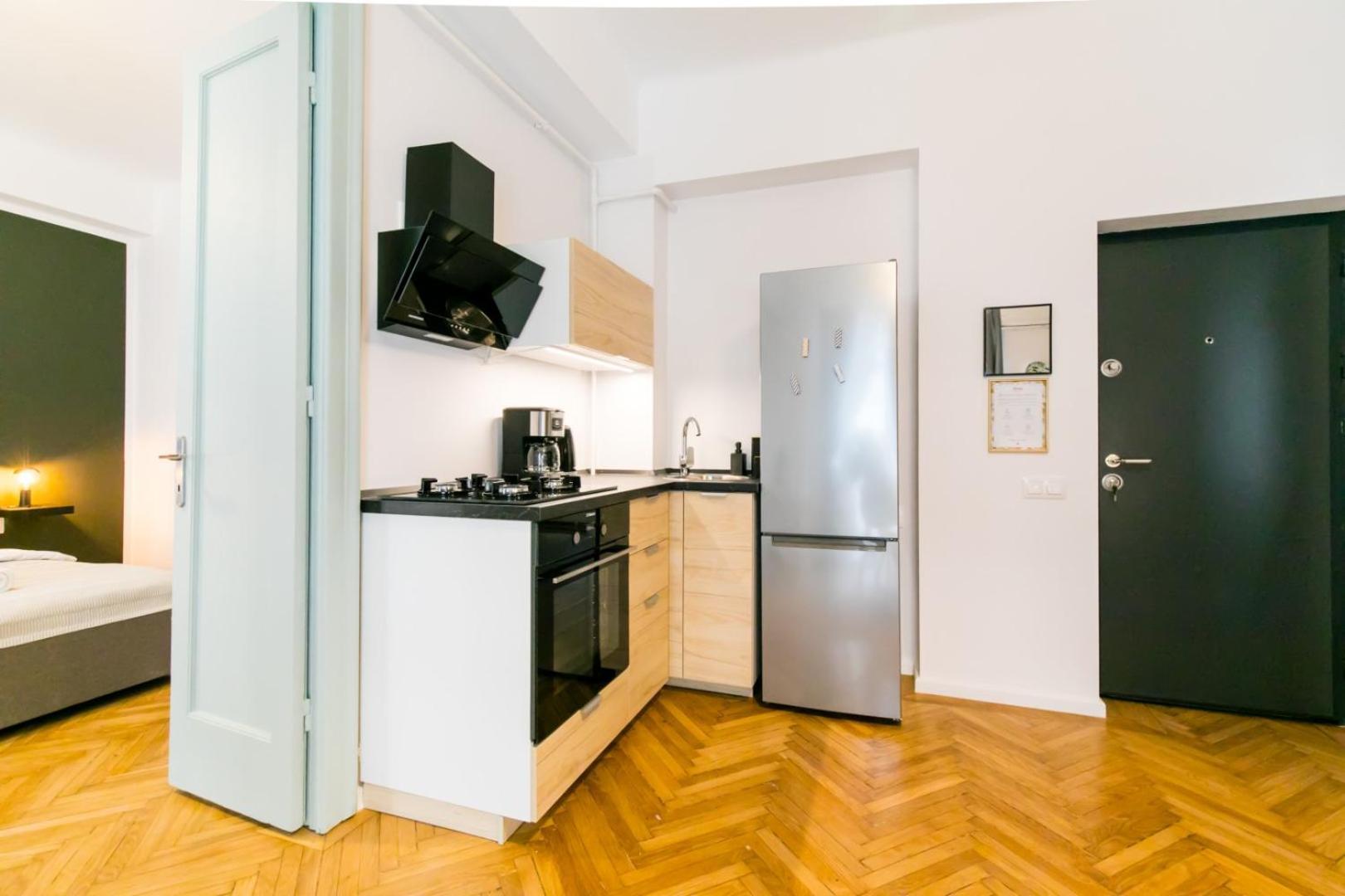 Heart Of The City - Cozy Apartments In Prime Location Bukares Ruang foto