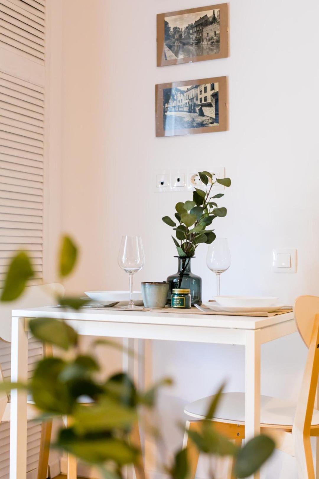 Heart Of The City - Cozy Apartments In Prime Location Bukares Bagian luar foto