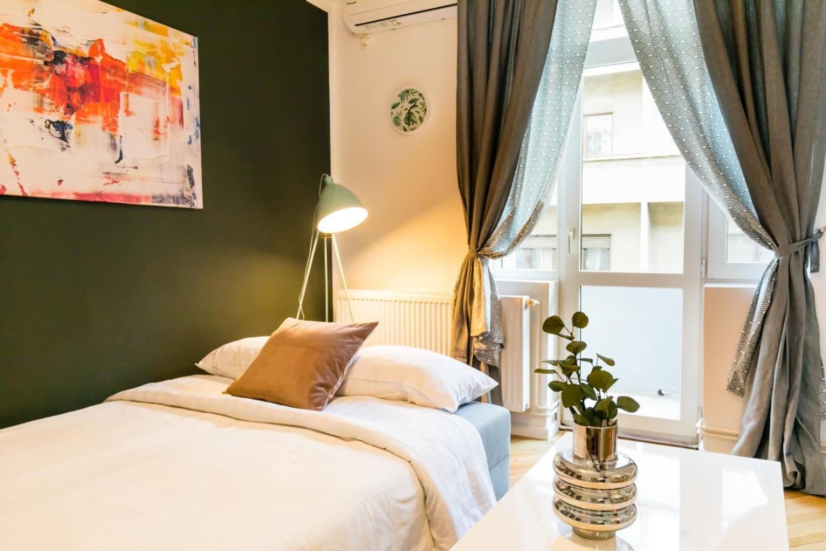 Heart Of The City - Cozy Apartments In Prime Location Bukares Ruang foto
